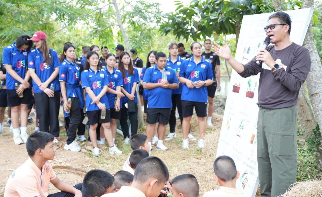 วอลเลย์บอลไทย - ยกทัพร่วมปลูกป่าเทิดพระเกียรติ เนื่องในวันพ่อแห่งชาติ