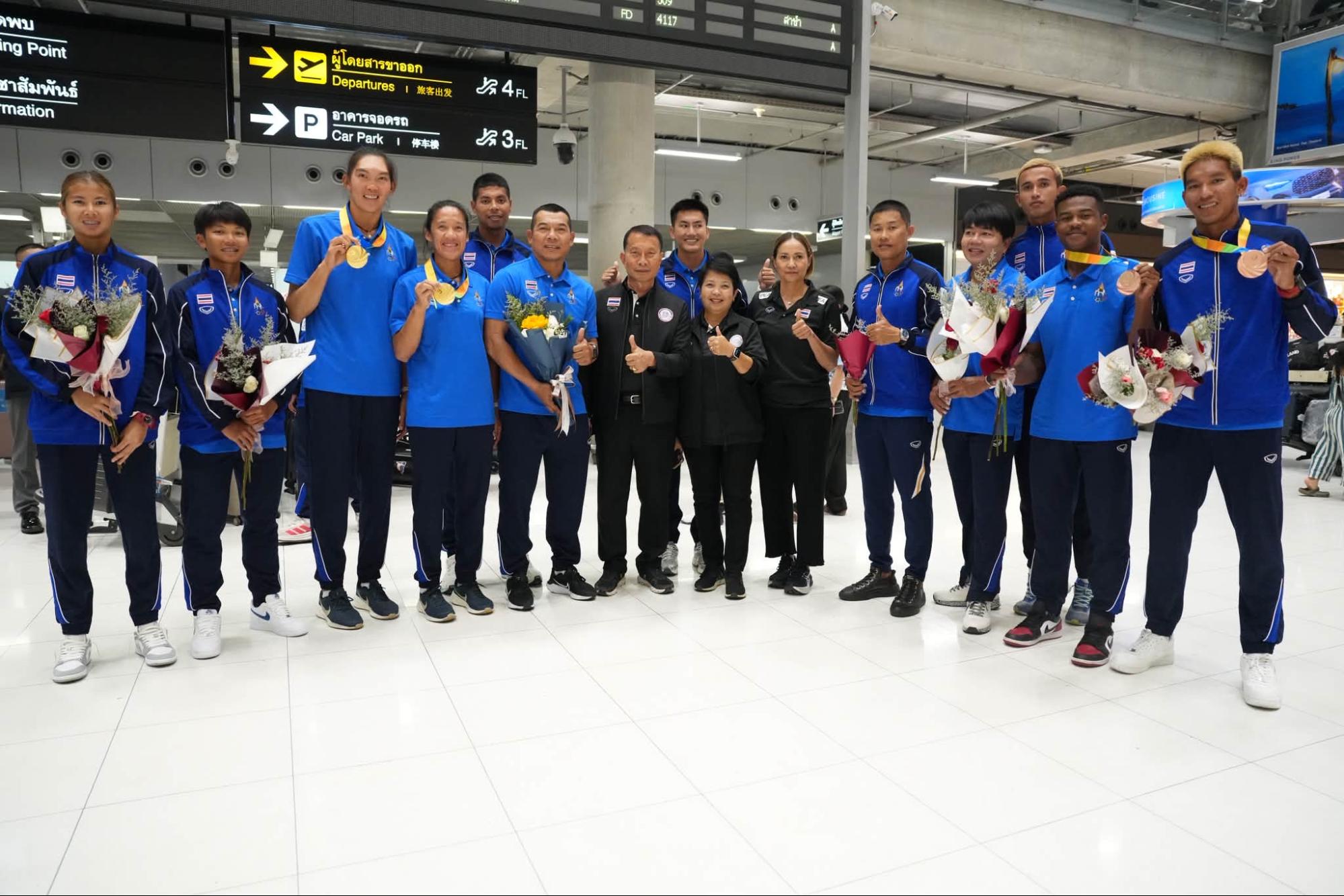 วอลเลย์บอลชายหาด - หอบเหรียญทองกลับบ้าน ไบร์ท ควง เบส ตั้งเป้าเข้าชิงเอเชียนเกมส์